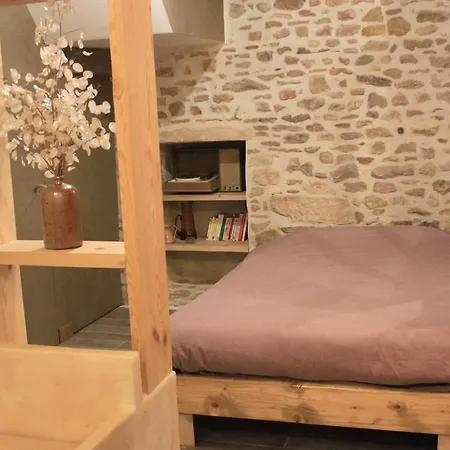 Renove Dans Le Chateau Des Tours * Lissieu